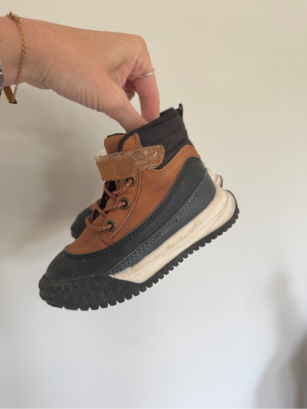 Joe Fresh Toddler Boys Winter Boots Brown Black Size 7 - Picture 1 of 4